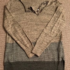 GAP Stripped sweater